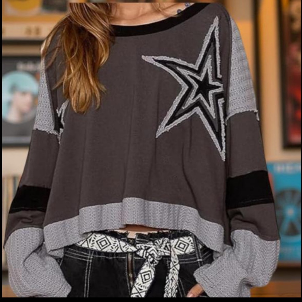 Pol Gray Star Patchwork Sweater / Sweatshirt / Pu… - image 3